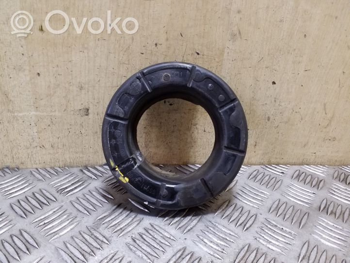 KIA Sorento Galinė spyruoklės guminė atrama 553312P000