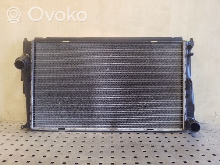 BMW X1 E84 Dzesēšanas šķidruma radiators 17117788903