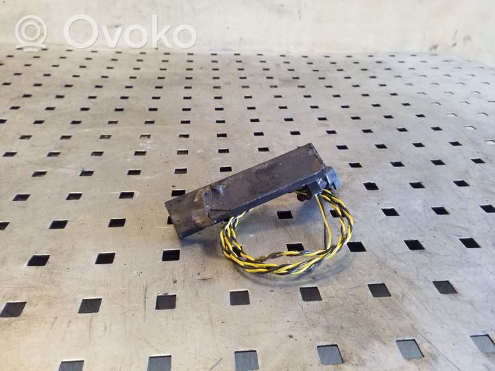 Ford Kuga I Interjero komforto antena 8M5T15K603LA