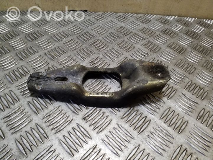 Audi A6 S6 C4 4A Forcella del braccio di rilascio della frizione 012141719B