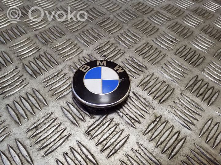 BMW X1 E84 Original wheel cap 6783536