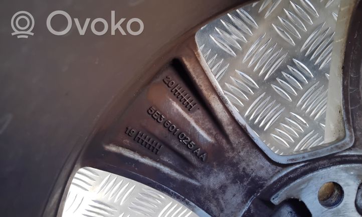 Skoda Octavia Mk3 (5E) Felgi aluminiowe R17 5E3601025AA