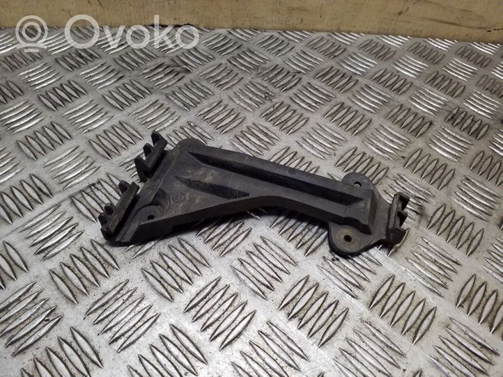 Audi A6 S6 C4 4A Front bumper mounting bracket 4A0807284A