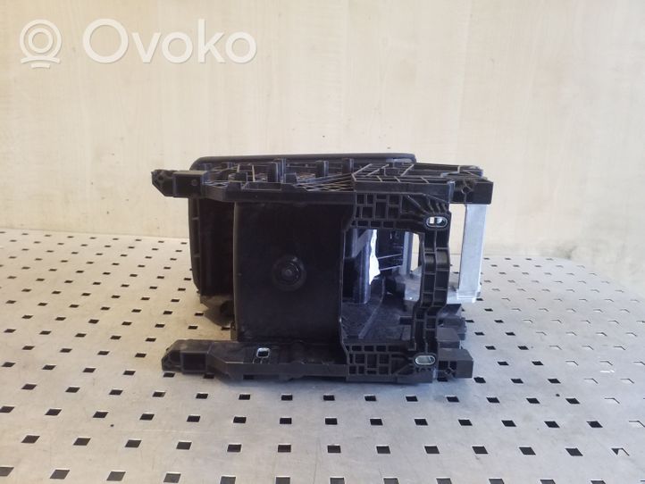 Volkswagen PASSAT B8 Podłokietnik tunelu środkowego 3G0862532