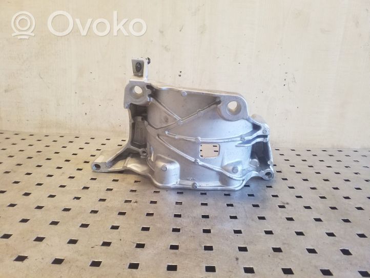 Volvo XC90 Supporto del generatore/alternatore 31480101