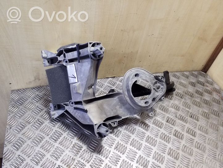 Volvo XC90 Brake pedal 31687068