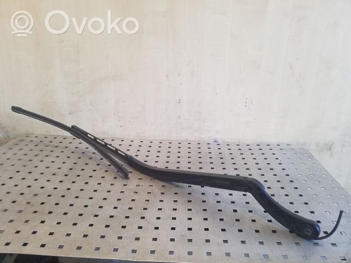 Jaguar XJ X351 Front wiper blade arm 8X2317526D