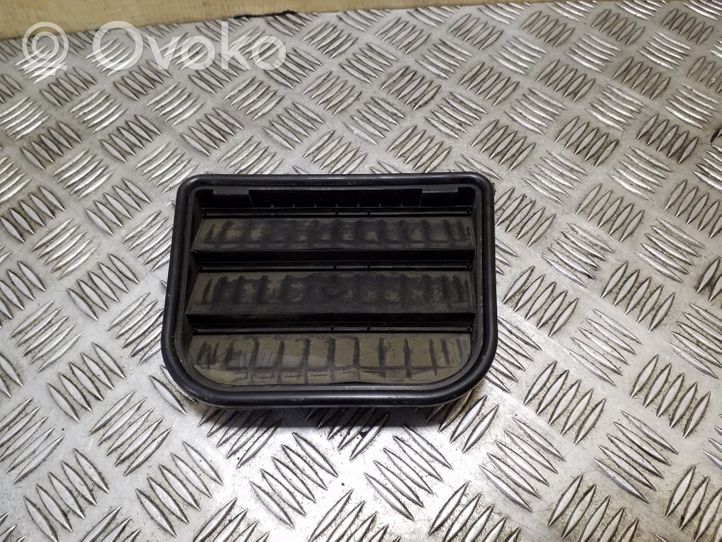 Jaguar XJ X351 Quarter panel pressure vent 