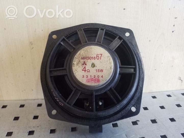 Mitsubishi Pajero Rear door speaker MR301667