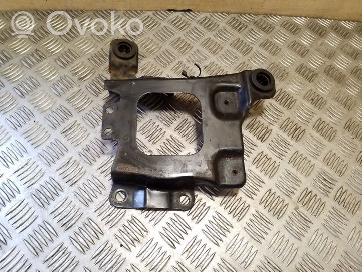 Ford Kuga I Boîte de batterie AV61R6K034AB