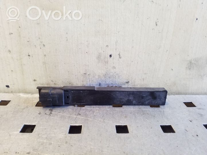 Citroen C4 Grand Picasso Antenne intérieure accès confort 9672409080