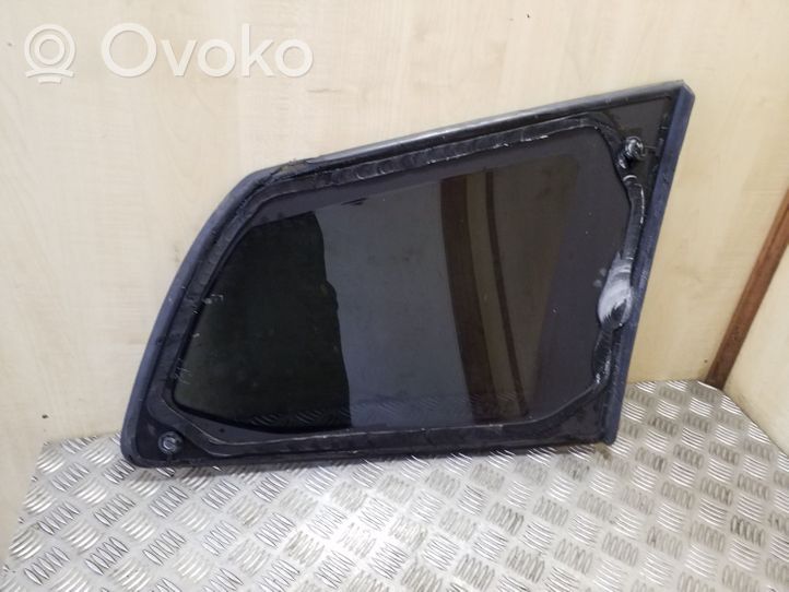 Citroen C4 Grand Picasso Rear side window/glass 