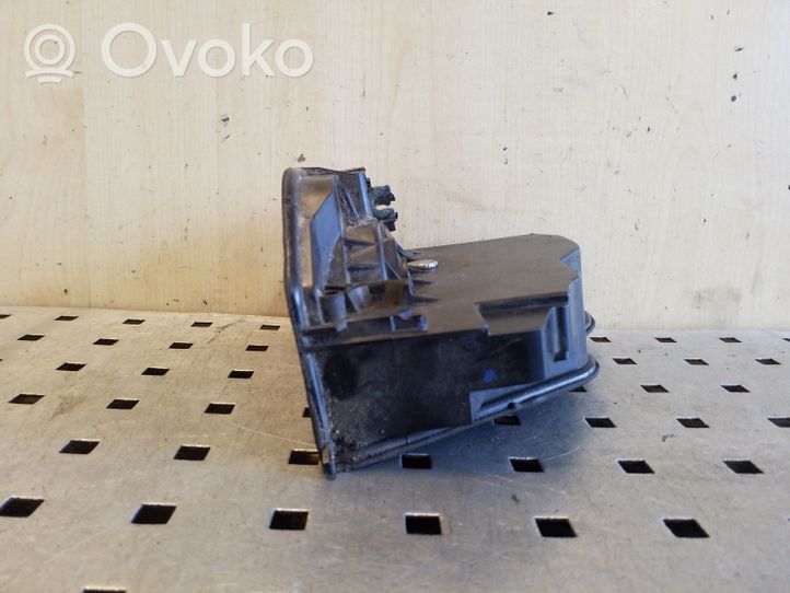 BMW 5 GT F07 Etuoven lukko 7202145