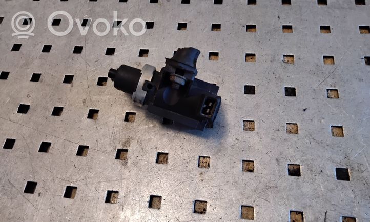 Audi 80 90 S2 B4 Turbo solenoid valve 1H906627