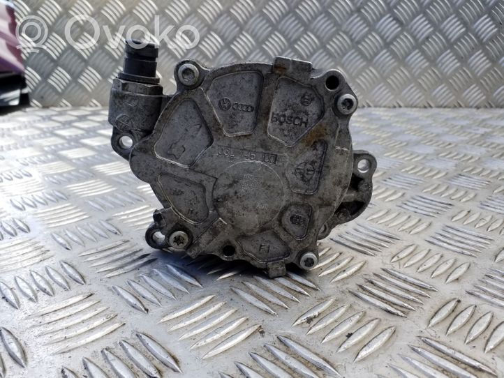 Volkswagen PASSAT CC Vacuum pump 03L145100F