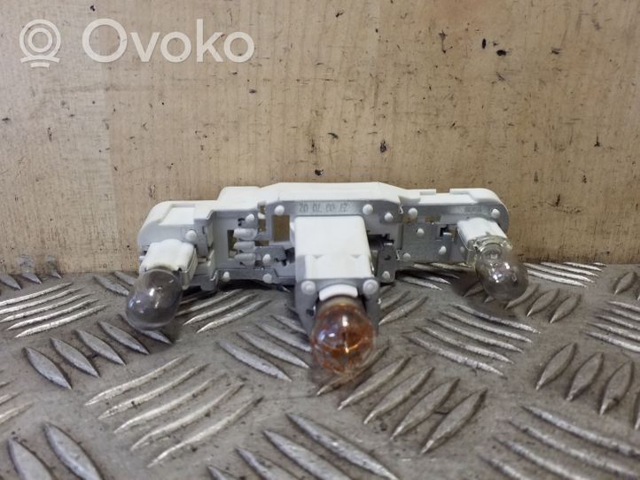 Volkswagen PASSAT CC Galinio žibinto detalė 3C8945257