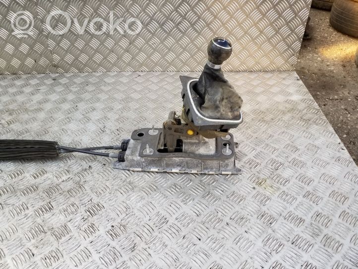 Skoda Octavia Mk2 (1Z) Механизм переключения передач (кулиса) (в салоне) 1K0711061A