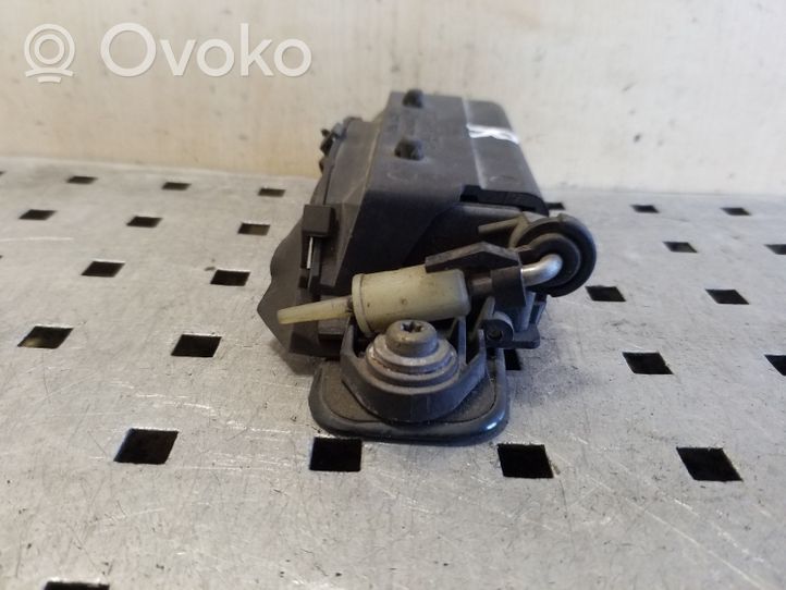 Audi 80 90 S2 B4 Takaoven ulkokahva 8A0839206B