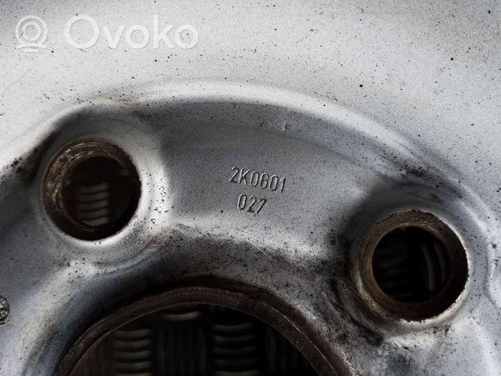Volkswagen Caddy R 15 plieninis štampuotas ratlankis (-iai) 2K0601027