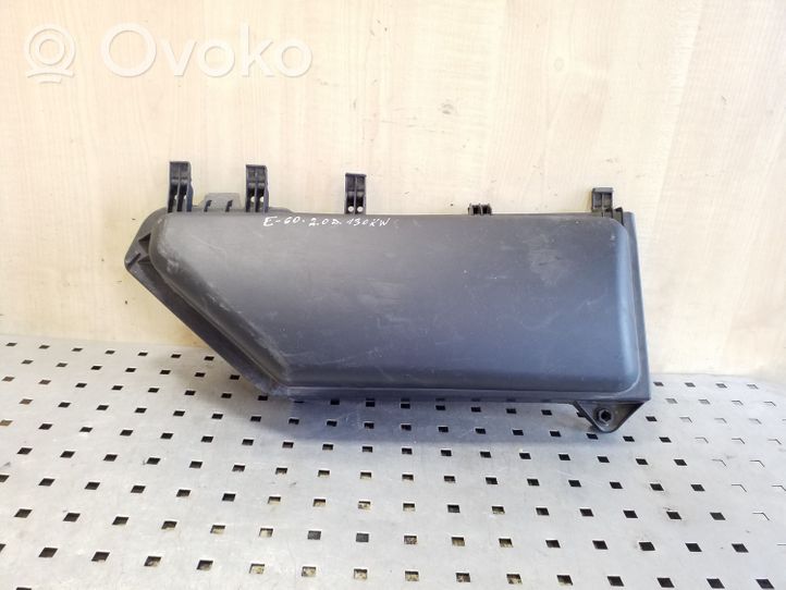 BMW 5 E60 E61 Couvercle cache filtre habitacle 64316913503