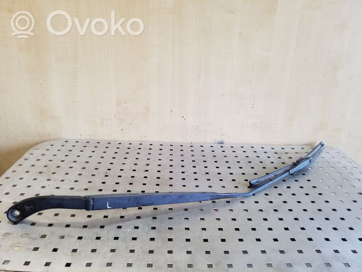 Nissan Qashqai Bras d'essuie-glace avant 80017917A