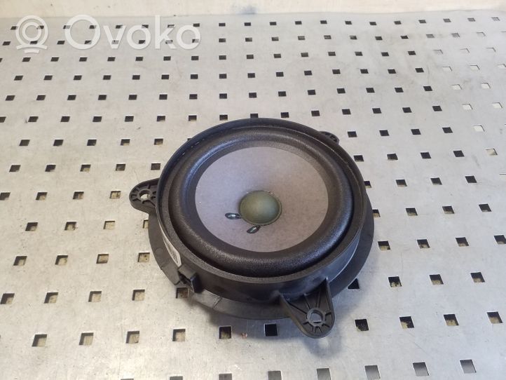 Nissan Qashqai Enceinte de porte arrière 281567Y300