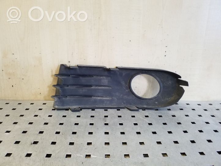 Volvo S40 Priešrūkinio žibinto apdaila/ grotelės 30657008