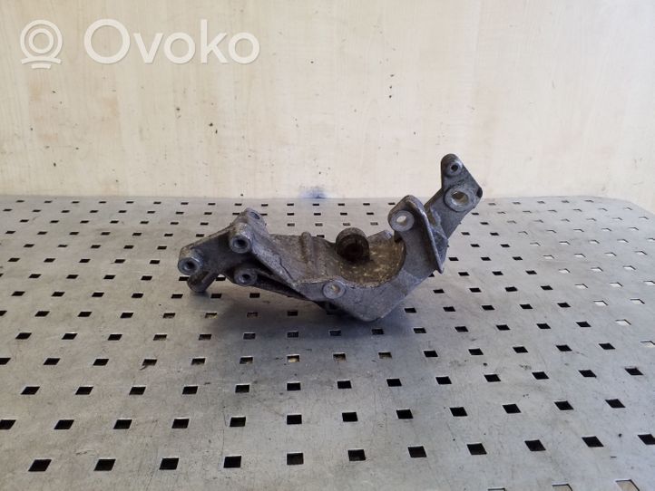 Audi A6 S6 C4 4A Soporte de la bomba de dirección hidráulica 054145523G