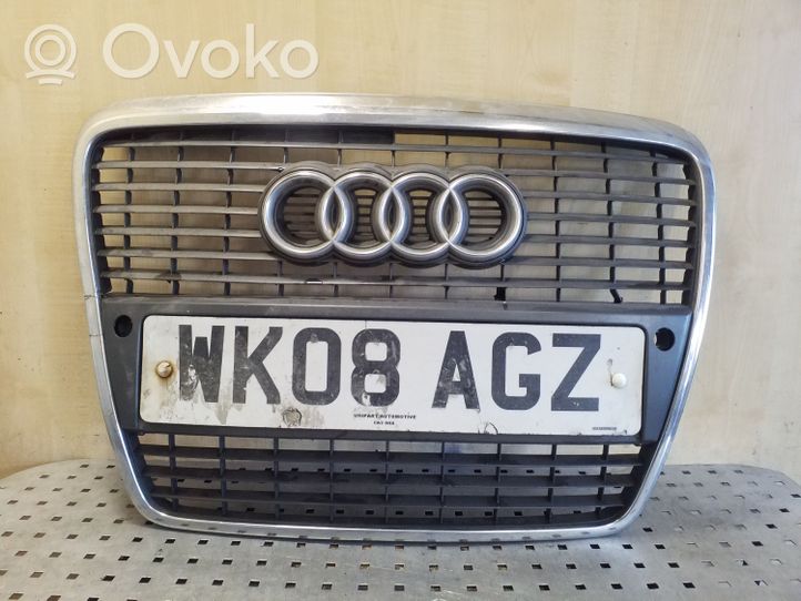 Audi A6 S6 C6 4F Etupuskurin ylempi jäähdytinsäleikkö 4F0853651