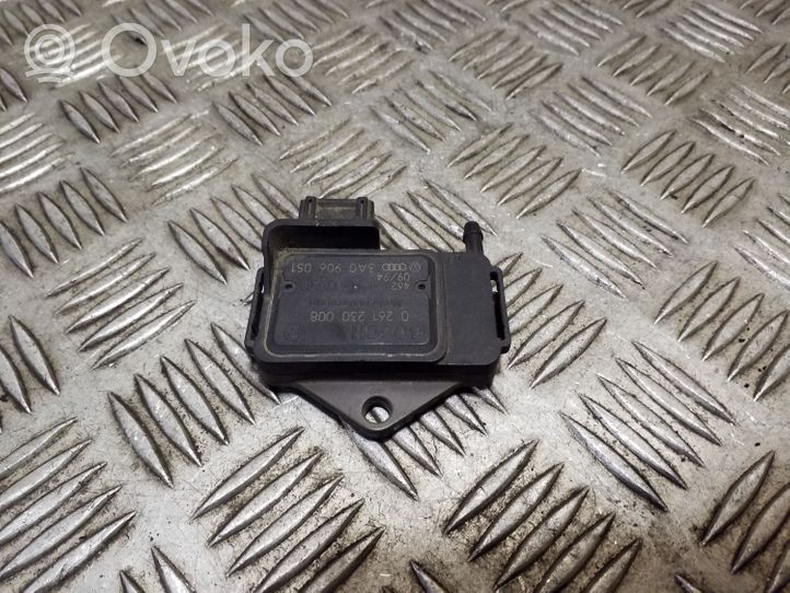 Audi 80 90 S2 B4 Luftdrucksensor 3A0906051