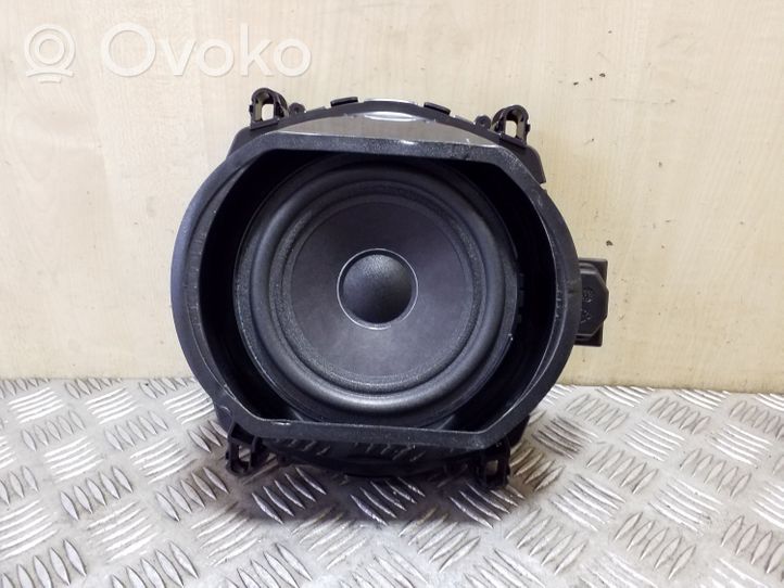 BMW X3 F25 Subwoofer-bassokaiutin 65139217913