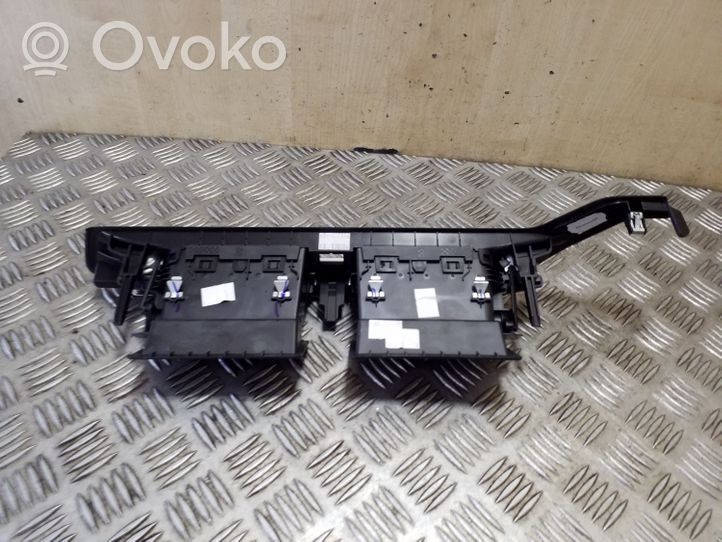 Citroen C4 Grand Picasso Dysze / Kratki środkowego nawiewu deski rozdzielczej 967797317A