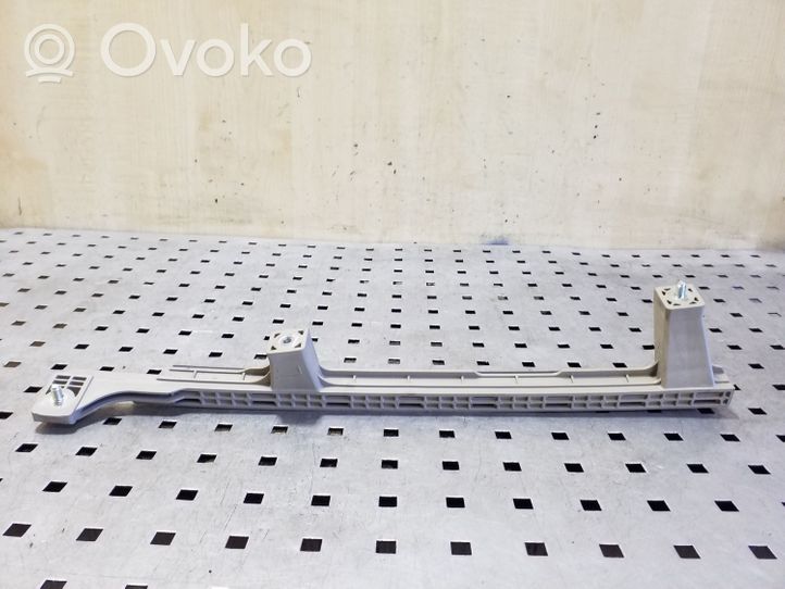 KIA Soul Takaoven tuulilasin kisko 83550K0000