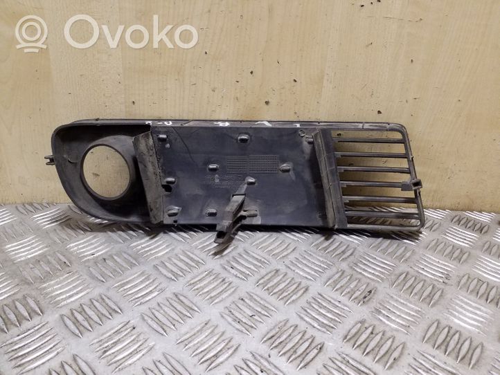 Audi A6 Allroad C5 Grille antibrouillard avant 4B0807681J