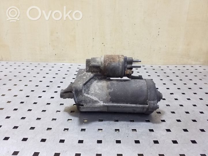 Renault Trafic III (X82) Starter motor 233000106R