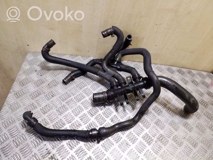Renault Trafic III (X82) Engine coolant pipe/hose S6000303