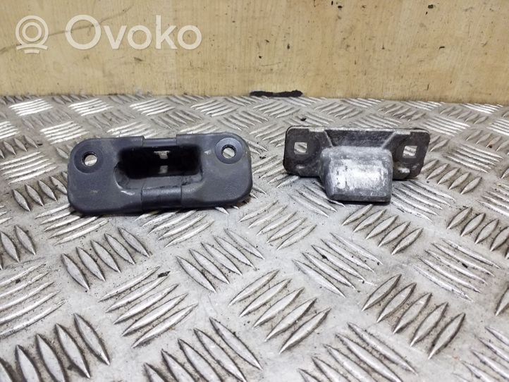 Nissan NV400 Kita išorės detalė 824440002R