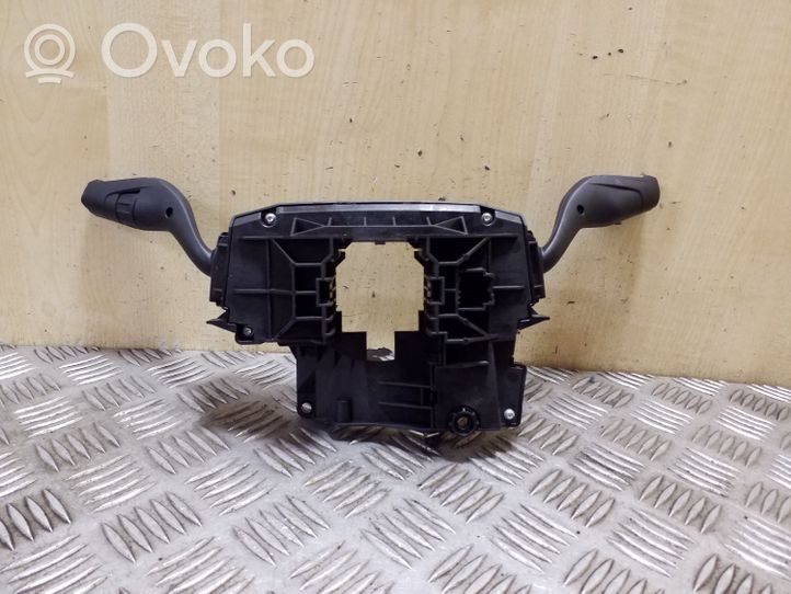 Ford Mondeo MK V Leva/interruttore dell’indicatore di direzione e tergicristallo EG9T13335EAW