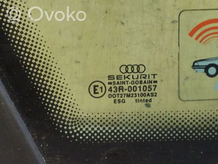 Audi A6 S6 C4 4A Finestrino/vetro retro 