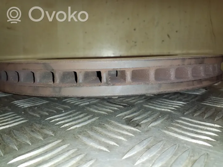 Honda CR-V Front brake disc 