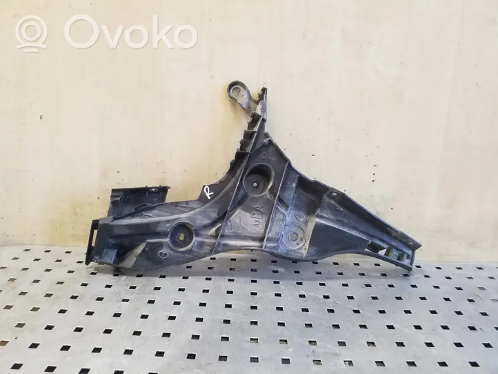 Audi A3 S3 8V Staffa di rinforzo montaggio del paraurti posteriore 8V4807378D