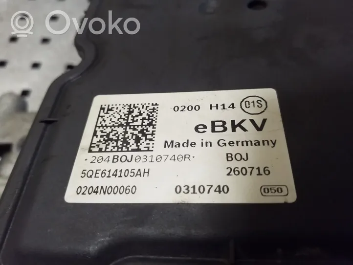 Audi A3 S3 8V Główny cylinder hamulca 5QE614105AH