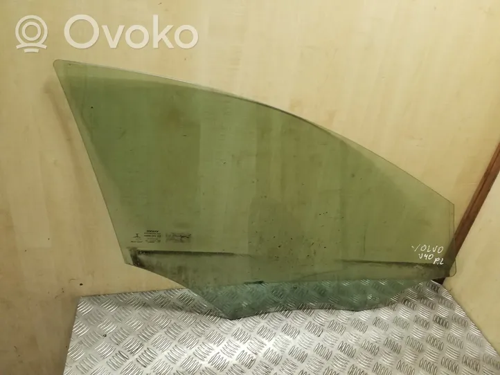 Volvo V40 Pagrindinis priekinių durų stiklas (keturdurio) 
