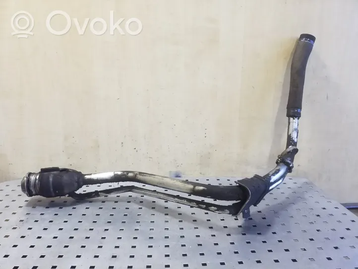 Volvo V40 Tuyau de remplissage de réservoir de carburant 31321373