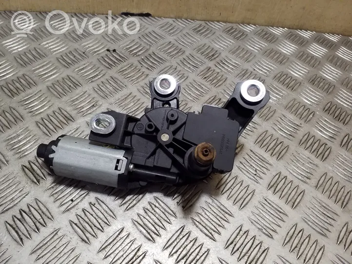 Volkswagen Touareg II Motor del limpiaparabrisas trasero W000020242