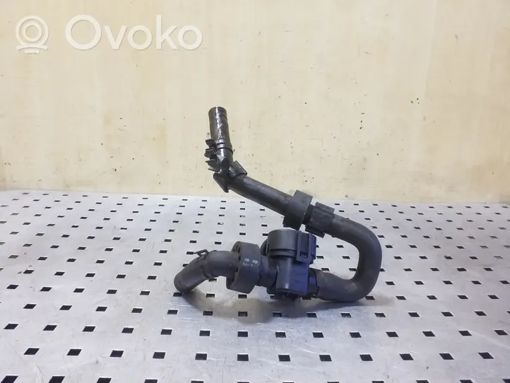 Volkswagen Touareg II Coolant heater control valve 7P6122157E