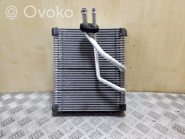 Volkswagen Touareg II Радиатор кондиционера воздуха (в салоне) 7P0820101A