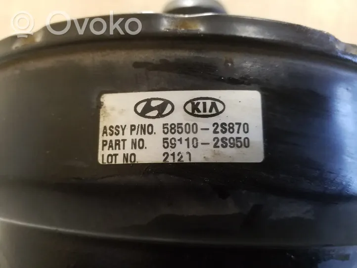 Hyundai ix35 Brake booster 585002S870