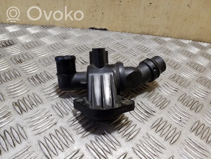 Audi TT TTS Mk2 Termostat / Obudowa termostatu 06F121111F