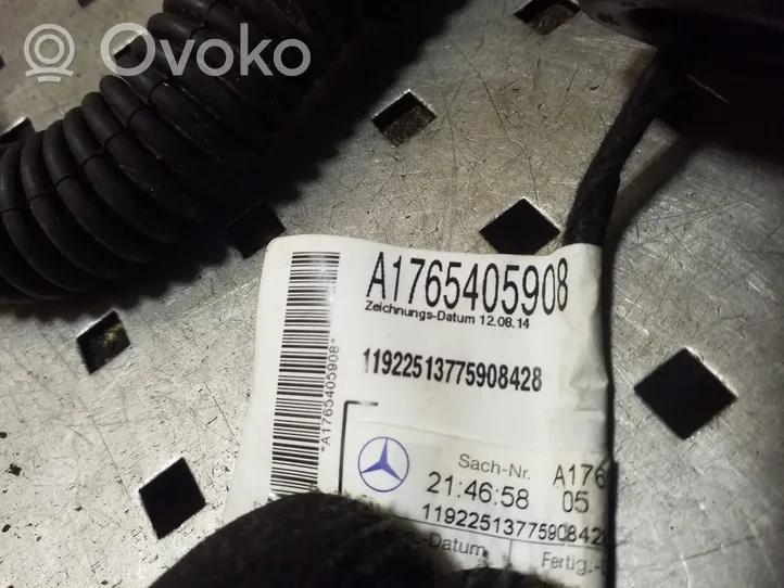 Mercedes-Benz B W246 W242 Takaoven johtosarja A1765405908